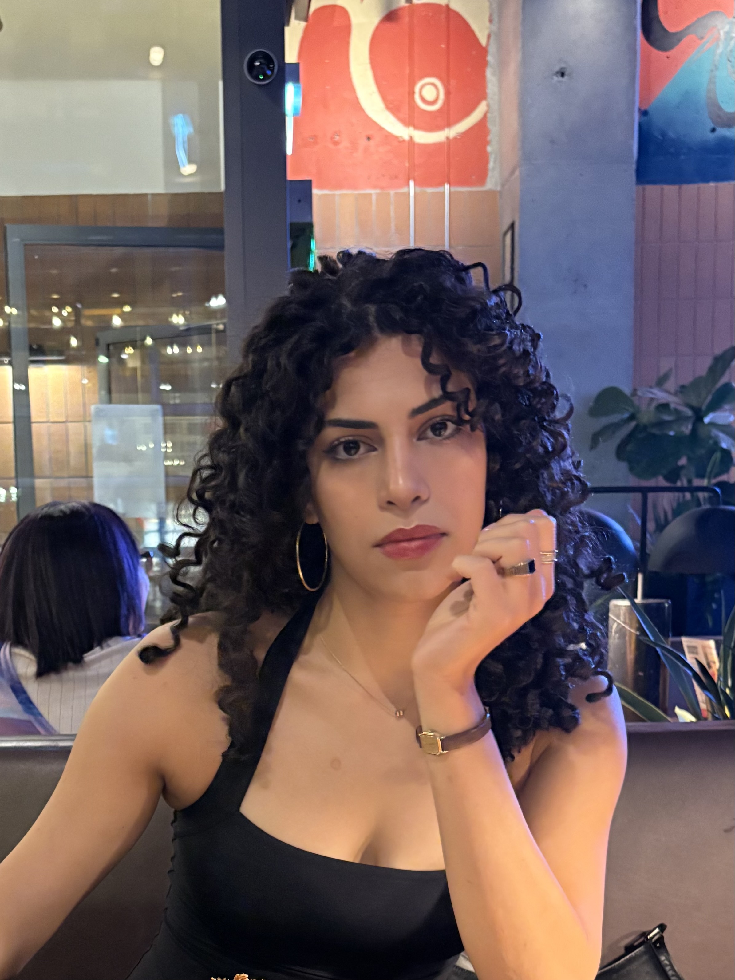 Mana Eshraghi